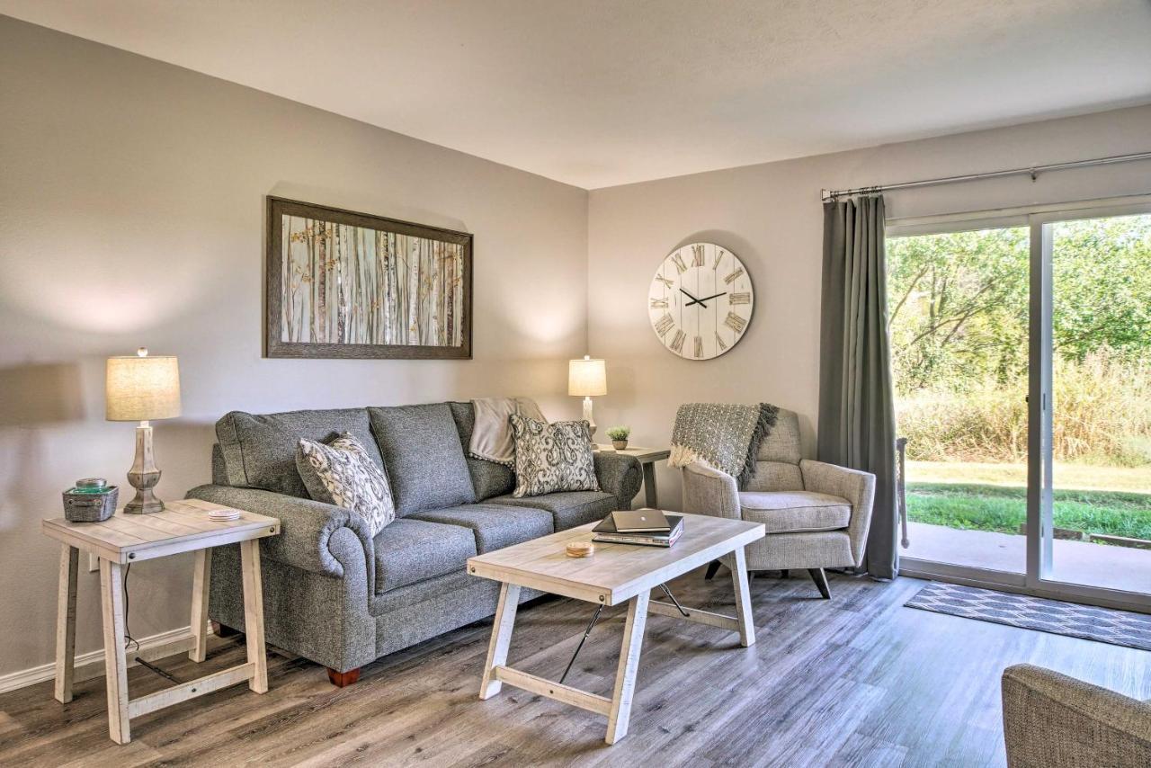 Cozy Condo With Pool Access, 5 Mi To Table Rock Lake Branson Esterno foto
