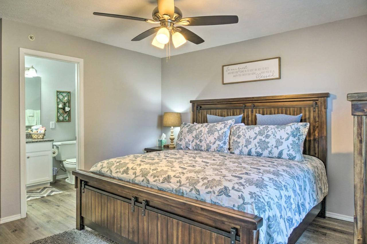 Cozy Condo With Pool Access, 5 Mi To Table Rock Lake Branson Esterno foto